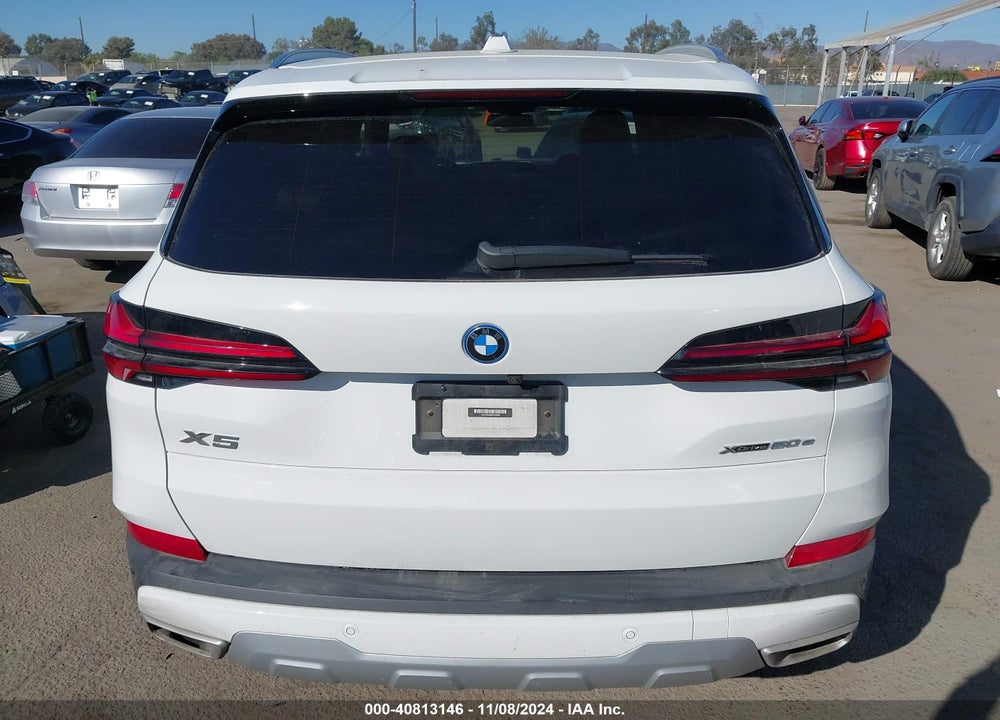 2024 BMW X5 PHEV XDRIVE50E VIN: 5UX43EU08R9T33098