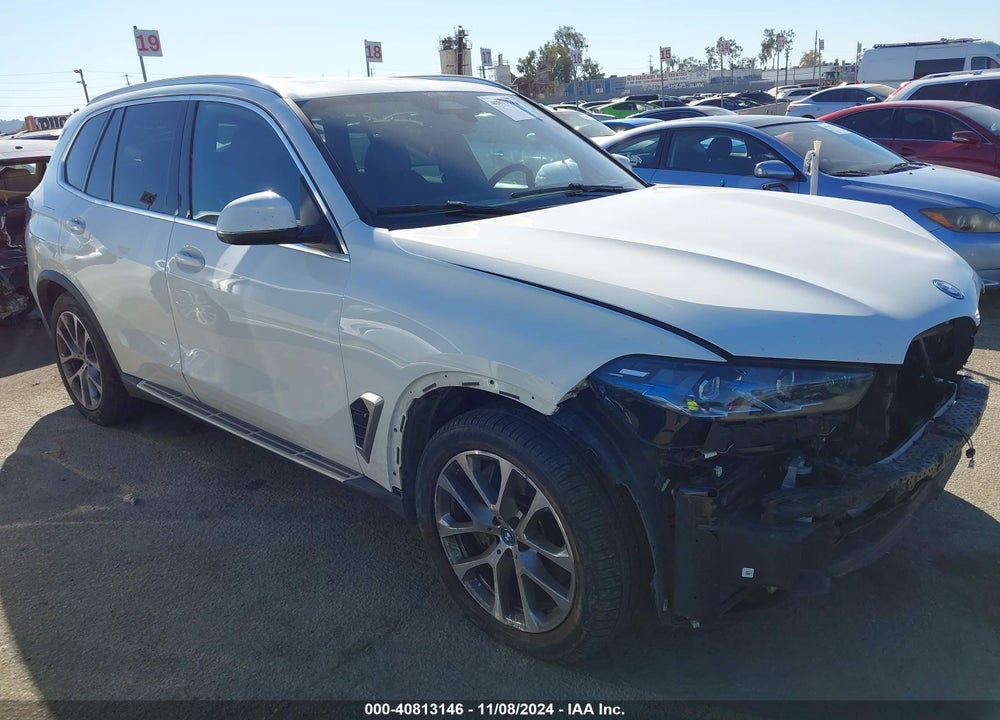 2024 BMW X5 PHEV XDRIVE50E VIN: 5UX43EU08R9T33098