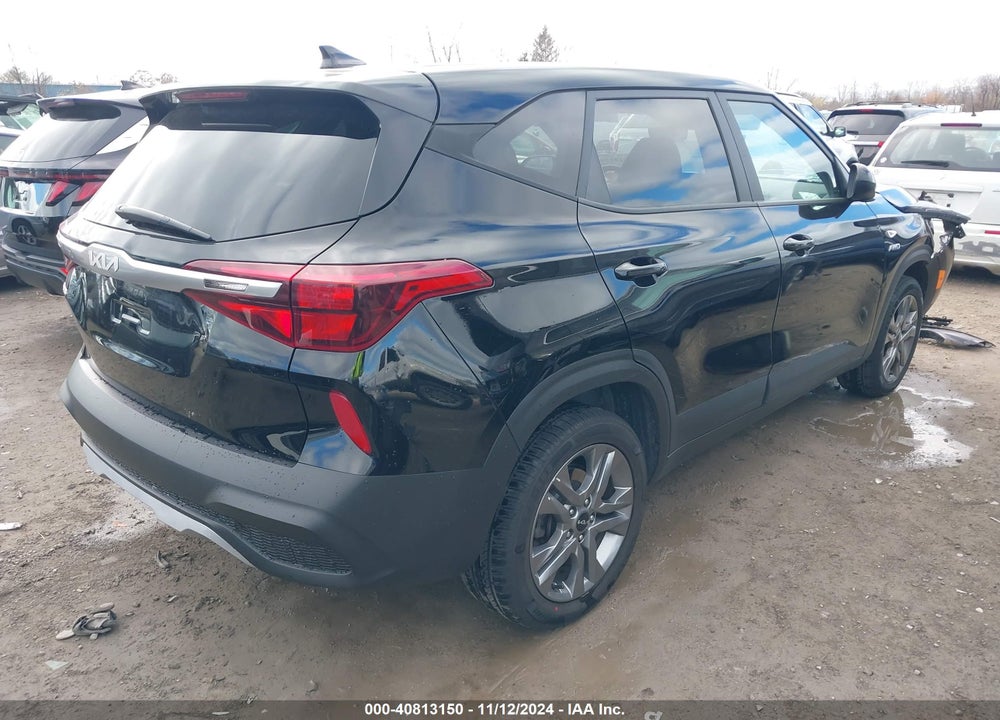 2022 KIA SELTOS LX VIN: KNDEPCAA7N7256239