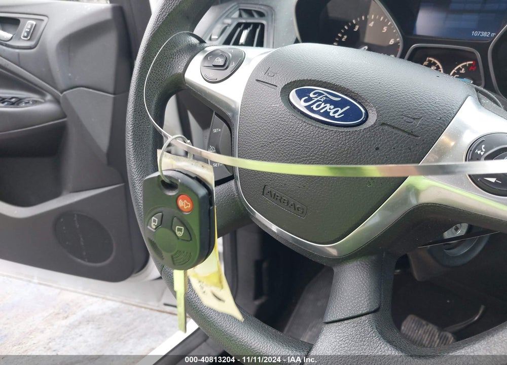 2015 FORD ESCAPE VIN: 1FMCU0GX2FUA06464