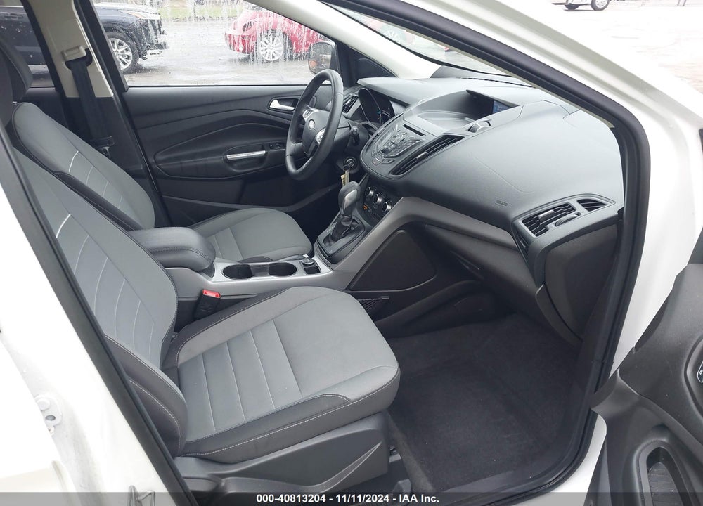2015 FORD ESCAPE VIN: 1FMCU0GX2FUA06464