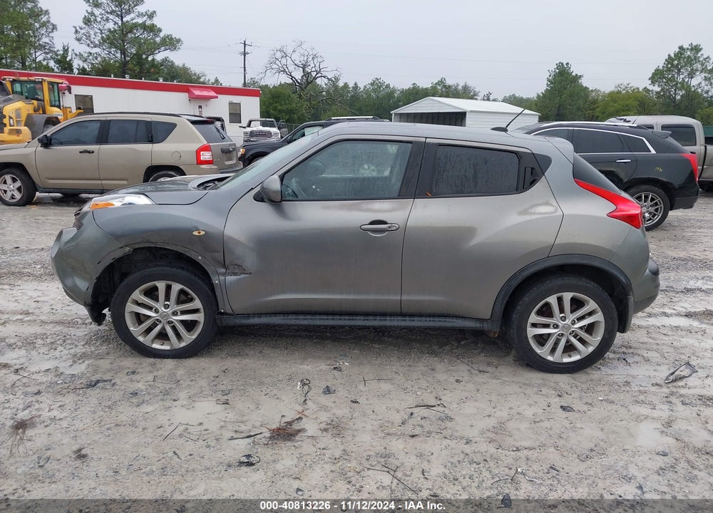 2011 NISSAN JUKE SV VIN: JN8AF5MR3BT005210
