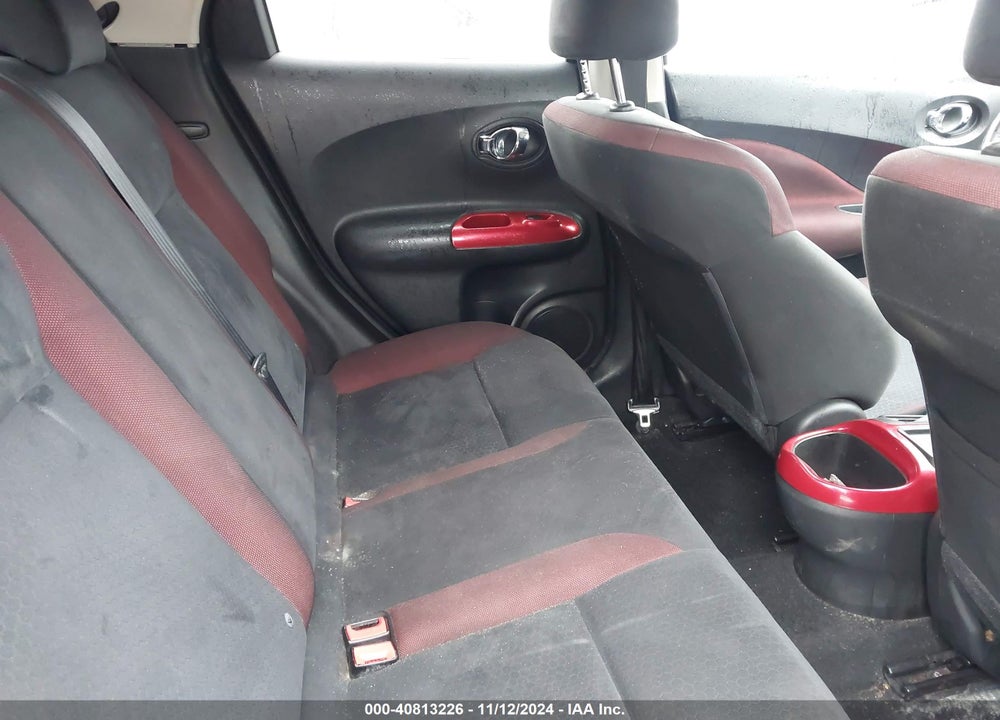 2011 NISSAN JUKE SV VIN: JN8AF5MR3BT005210