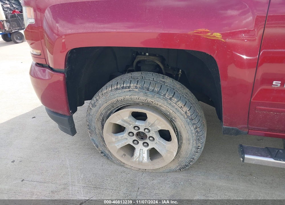 2018 CHEVROLET SILVERADO 1500 VIN: 3GCUKREC3JG204212