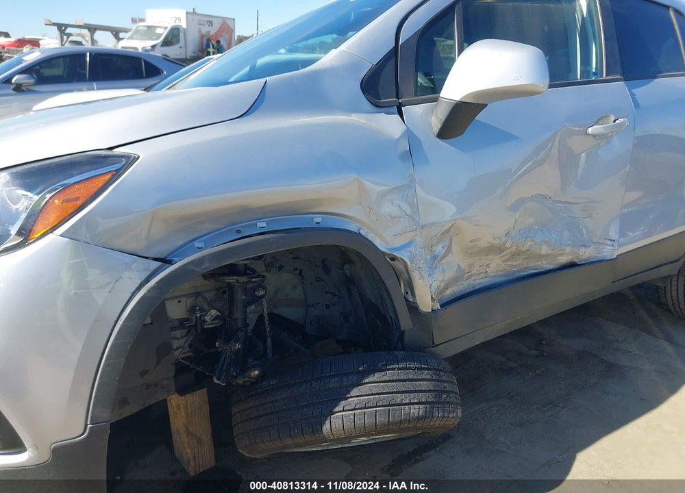 2019 CHEVROLET TRAX LS VIN: 3GNCJKSB3KL331964