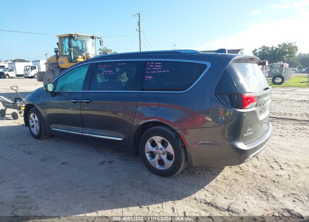 2018 CHRYSLER PACIFICA HYBRID TOURING L VIN: 2C4RC1L75JR157656