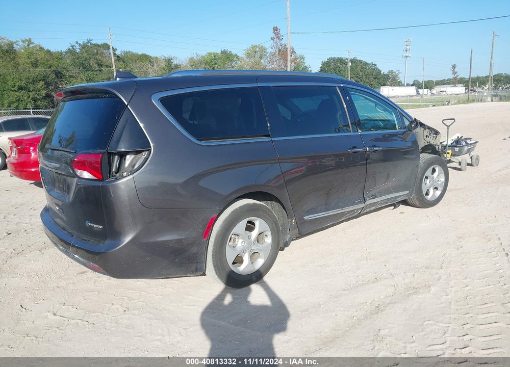 2018 CHRYSLER PACIFICA HYBRID TOURING L VIN: 2C4RC1L75JR157656