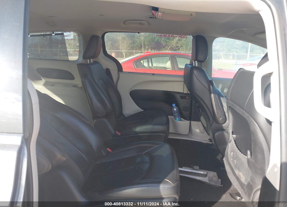 2018 CHRYSLER PACIFICA HYBRID TOURING L VIN: 2C4RC1L75JR157656