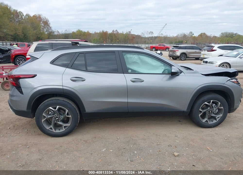 2024 CHEVROLET TRAX FWD LT VIN: KL77LHE21RC228449