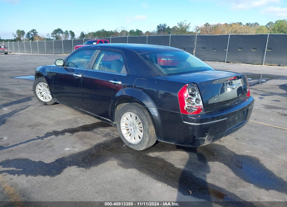 2010 CHRYSLER 300 TOURING VIN: 2C3CA4CD1AH102263