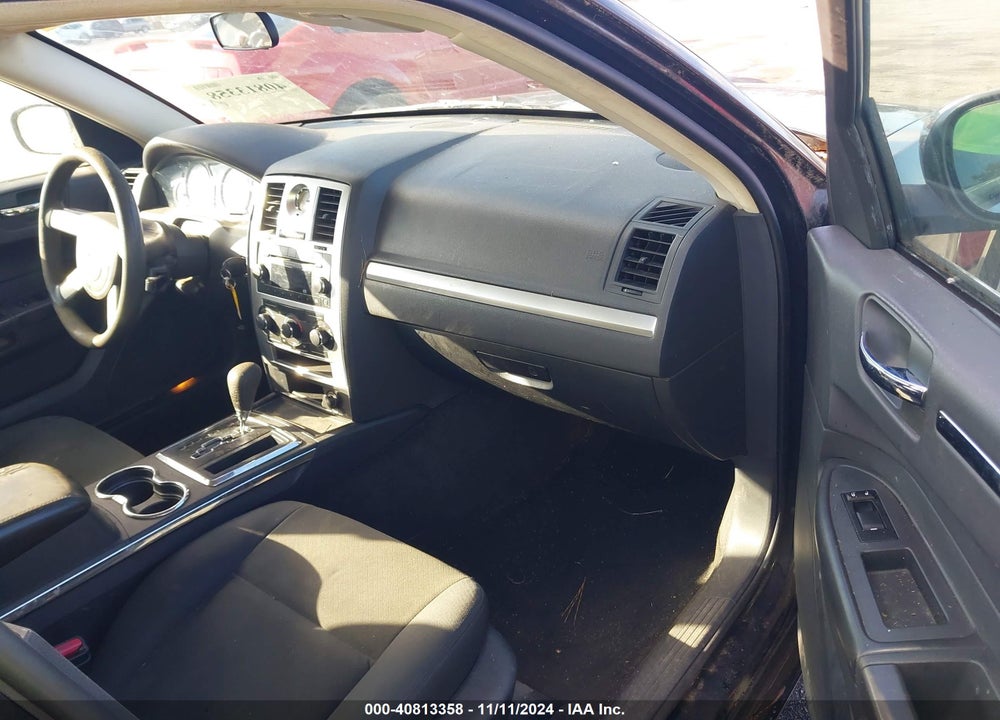 2010 CHRYSLER 300 TOURING VIN: 2C3CA4CD1AH102263