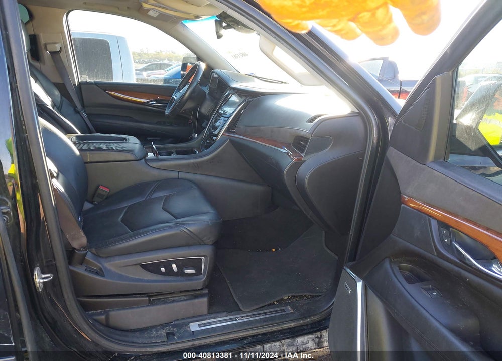2015 CADILLAC ESCALADE LUXURY VIN: 1GYS4MKJ4FR648756