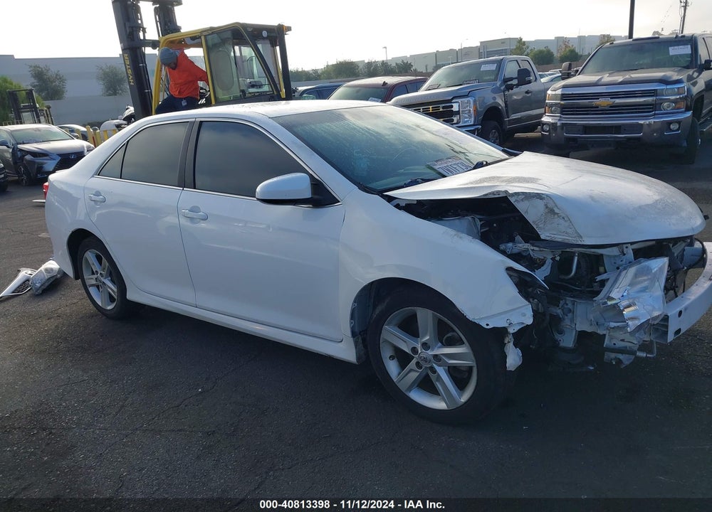 2013 TOYOTA CAMRY SE VIN: 4T1BF1FK3DU250249