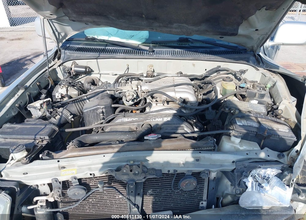 1999 TOYOTA 4RUNNER LIMITED V6 VIN: JT3GN87R0X0096102