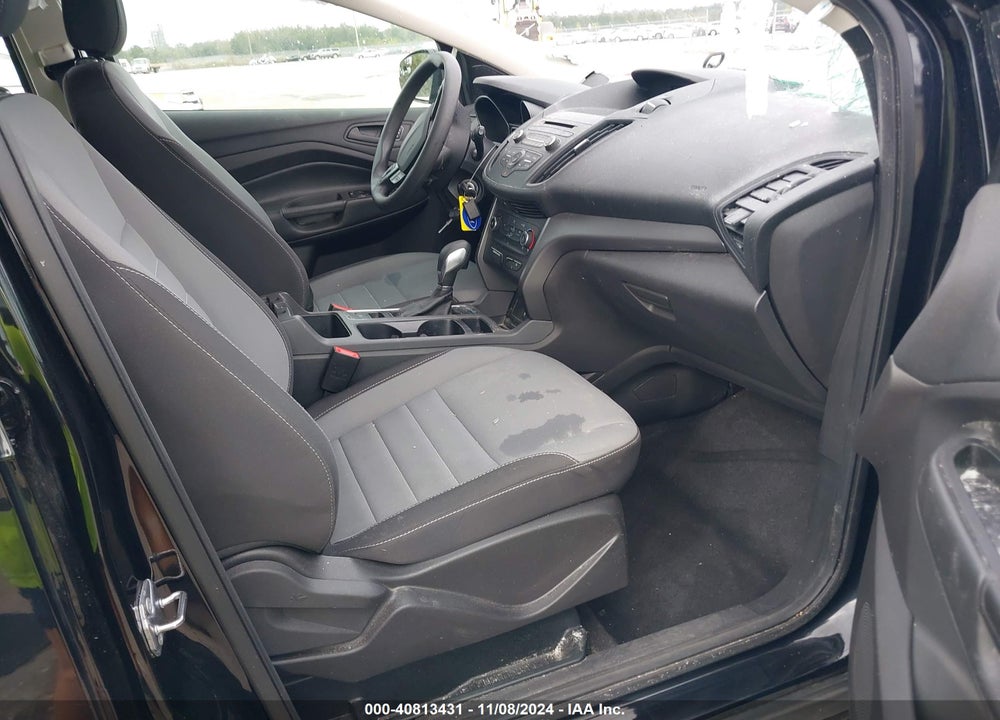 2018 FORD ESCAPE S VIN: 1FMCU0F76JUB96585