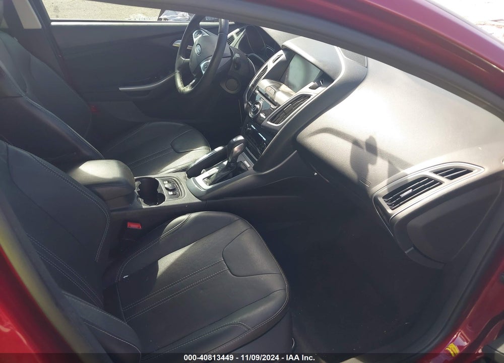 2014 FORD FOCUS TITANIUM VIN: 1FADP3J24EL184076