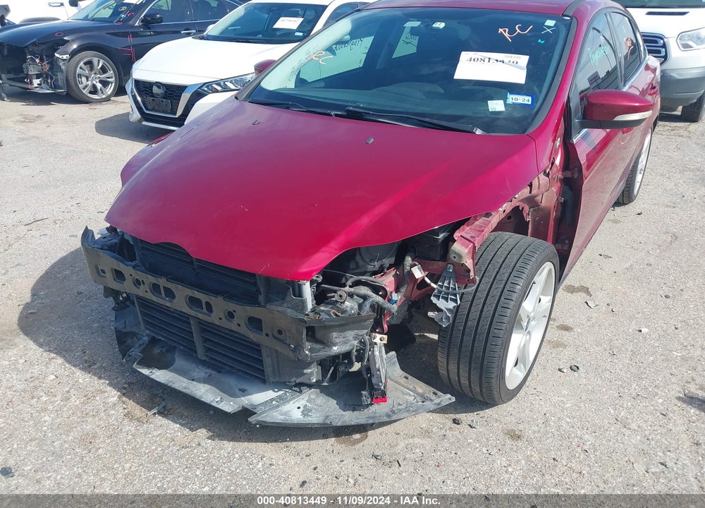 2014 FORD FOCUS TITANIUM VIN: 1FADP3J24EL184076
