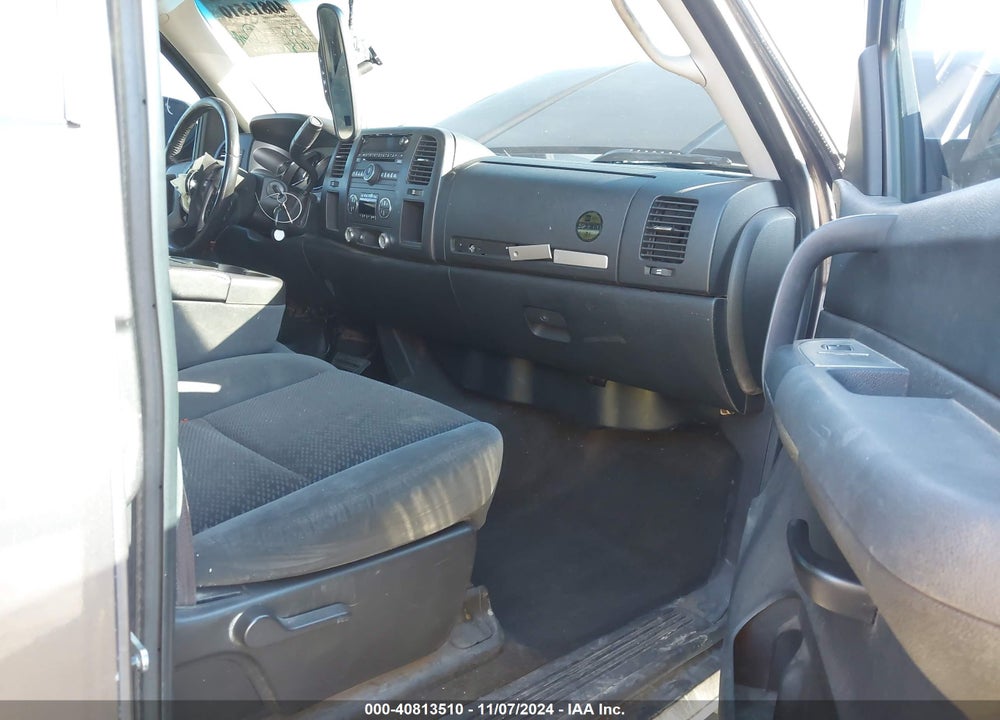 2007 CHEVROLET SILVERADO 1500 LT1 VIN: 2GCEC13CX71528216
