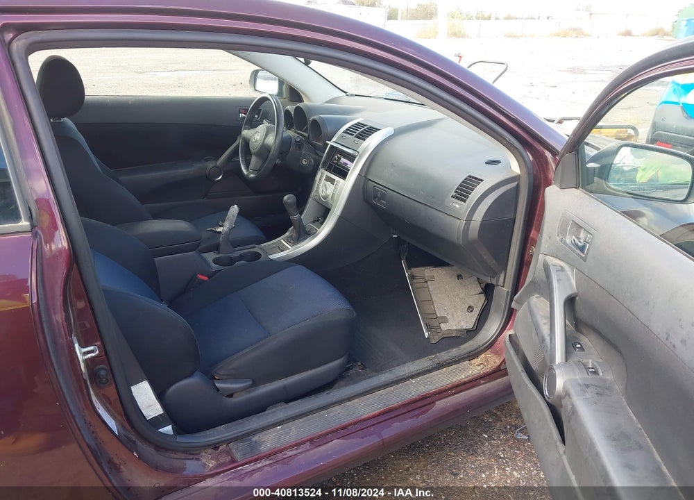 2005 SCION TC VIN: JTKDE167650012411