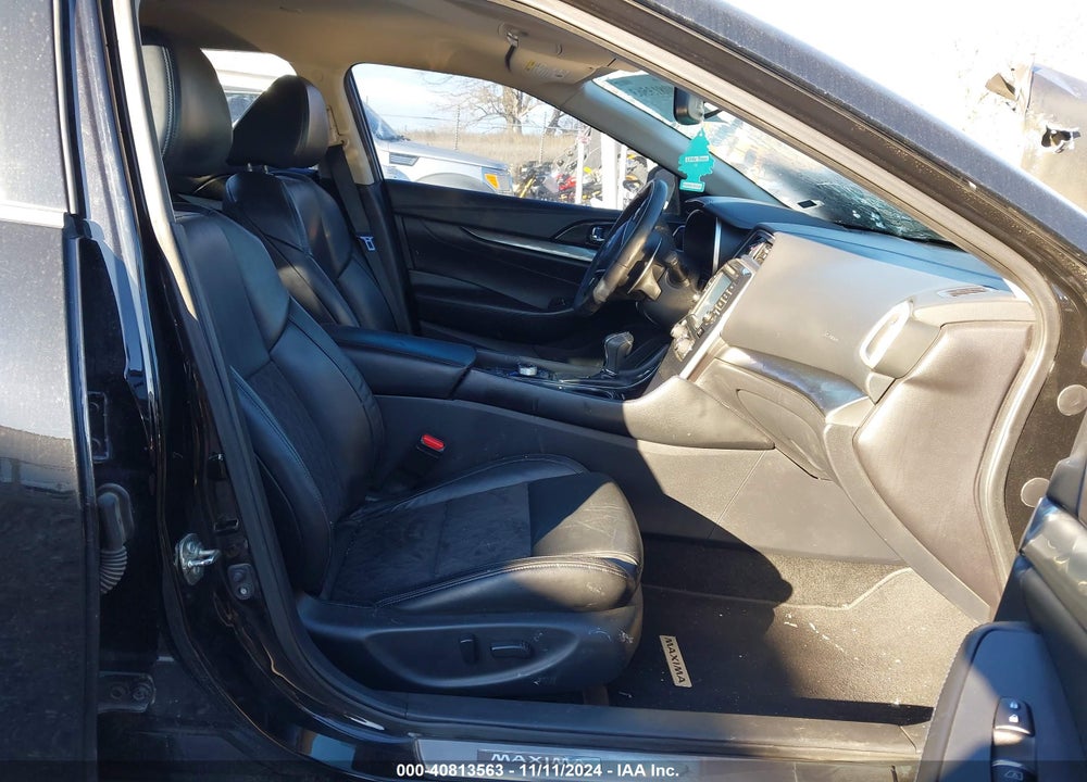 2017 NISSAN MAXIMA 3.5 SR VIN: 1N4AA6AP3HC396425