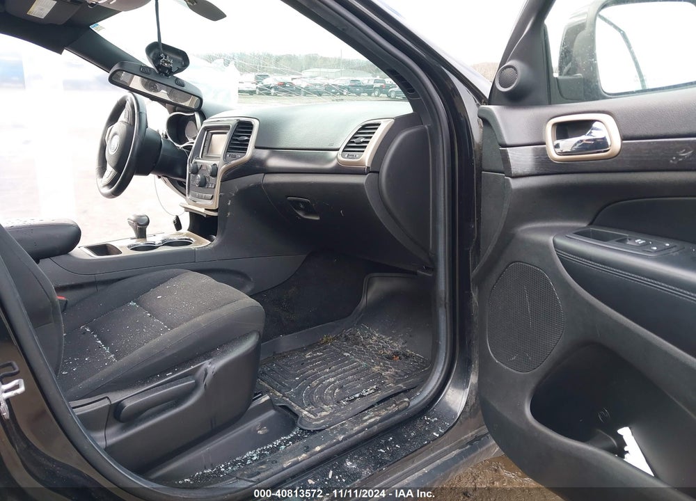2014 JEEP GRAND CHEROKEE LAREDO VIN: 1C4RJFAG0EC128196