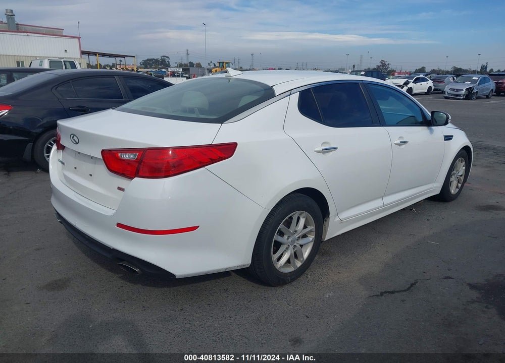 2015 KIA OPTIMA VIN: KNAGM4A73F5664582