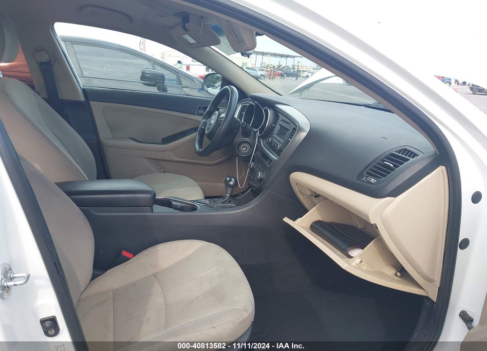 2015 KIA OPTIMA VIN: KNAGM4A73F5664582