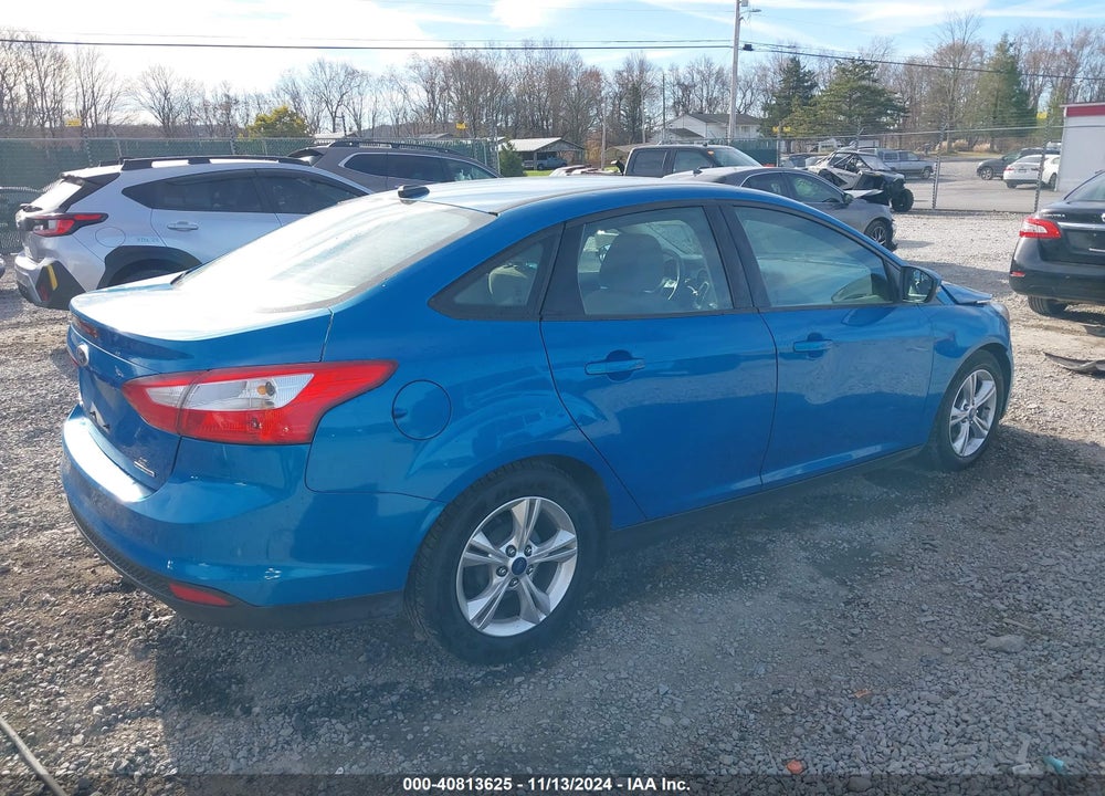 2014 FORD FOCUS SE VIN: 1FADP3F27EL107145