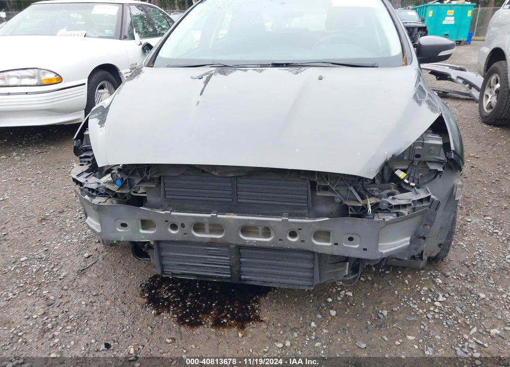 2016 FORD FOCUS SE VIN: 1FADP3K29GL363473