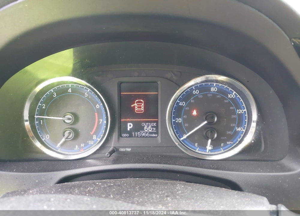 2019 TOYOTA COROLLA LE VIN: 5YFBURHE3KP878144