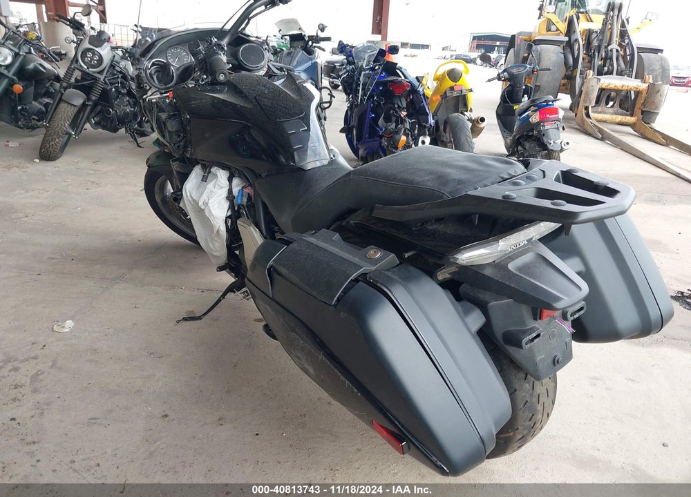 2014 HONDA CTX1300 VIN: JH2SC7417EK000477