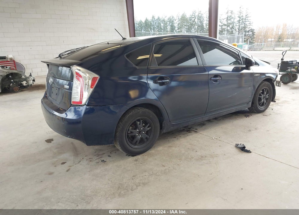 2013 TOYOTA PRIUS TWO VIN: JTDKN3DU8D1634987