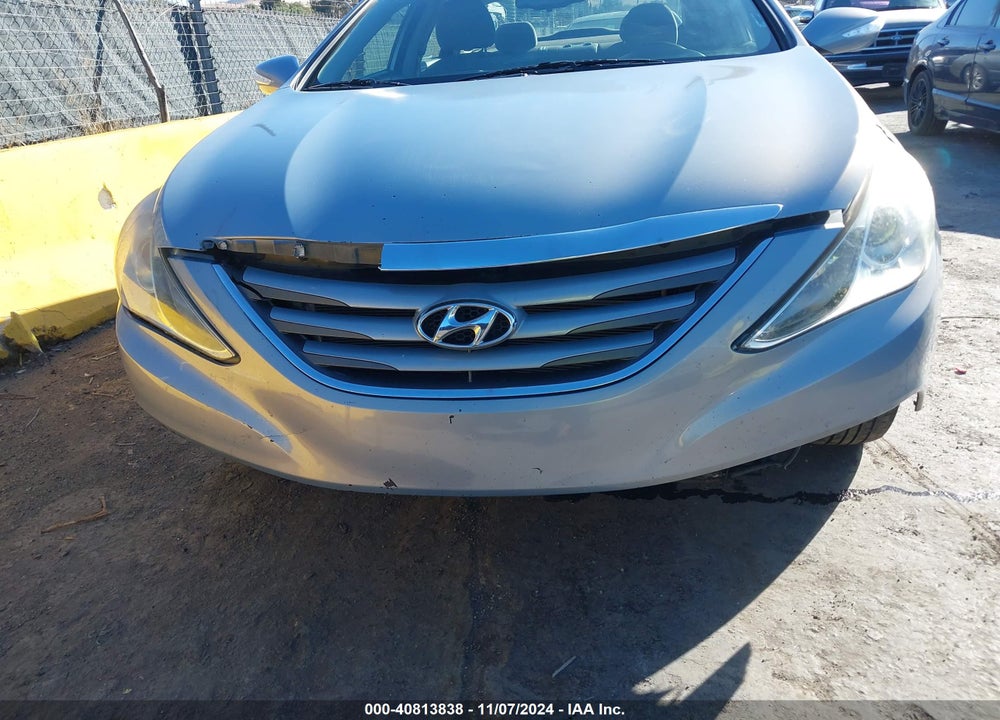 2014 HYUNDAI SONATA GLS VIN: 5NPEB4AC8EH894565