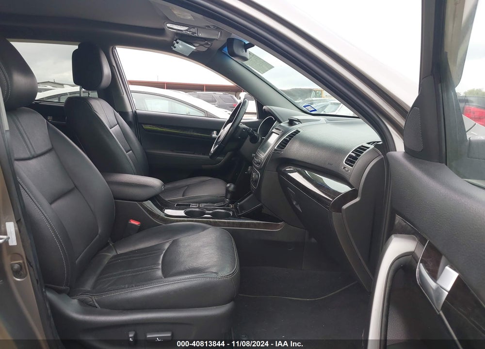 2014 KIA SORENTO SX VIN: 5XYKW4A72EG453063