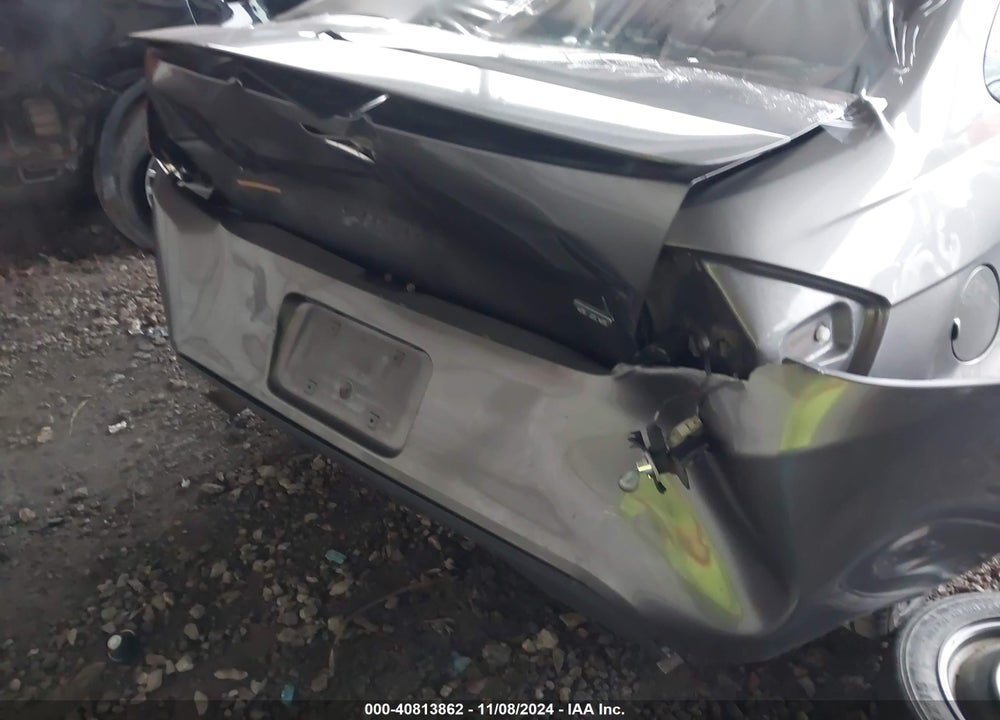 2010 FORD FOCUS SES VIN: 1FAHP3GN7AW137426