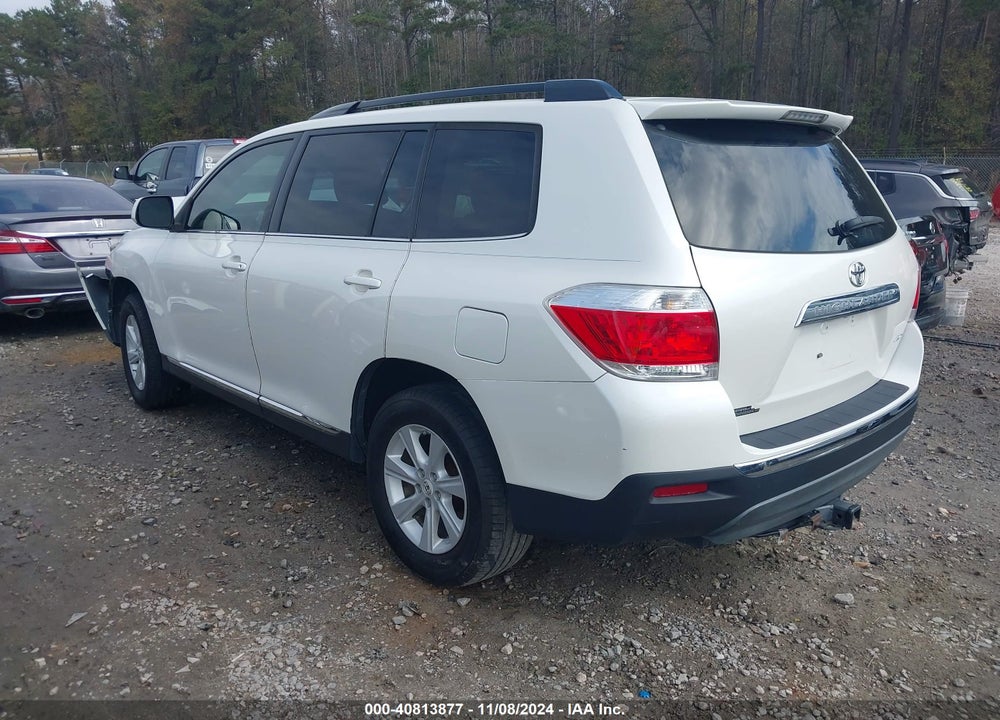 2013 TOYOTA HIGHLANDER BASE PLUS V6 VIN: 5TDBK3EH6DS206011