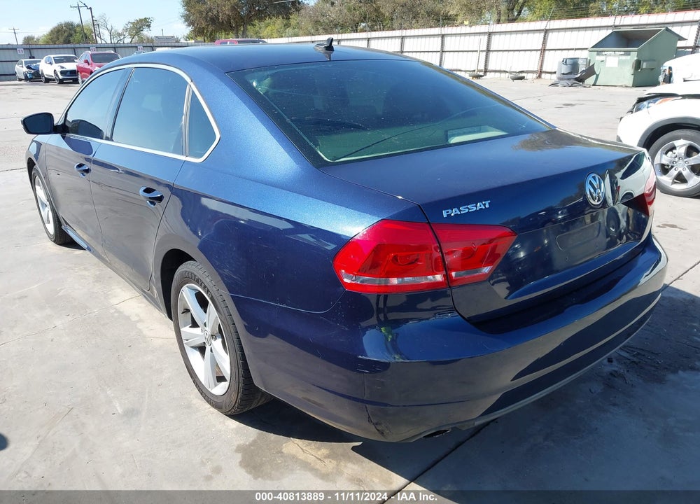 2013 VOLKSWAGEN PASSAT 2.5L SE VIN: 1VWBP7A3XDC077918