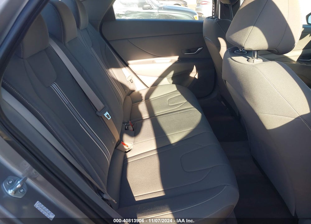 2023 HYUNDAI ELANTRA VIN: KMHLM4AG5PU599173