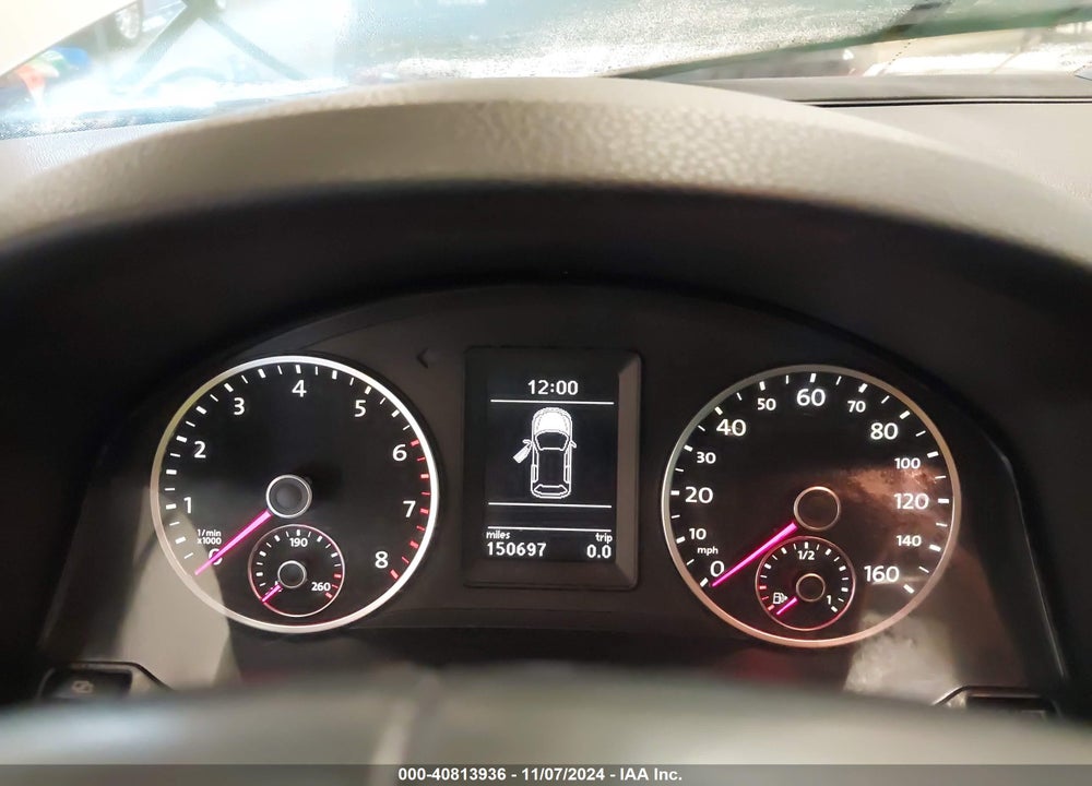 2011 VOLKSWAGEN TIGUAN SE VIN: WVGBV7AX3BW530019