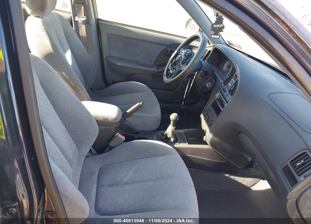 2004 HYUNDAI ELANTRA GLS/GT VIN: KMHDN46D34U895398