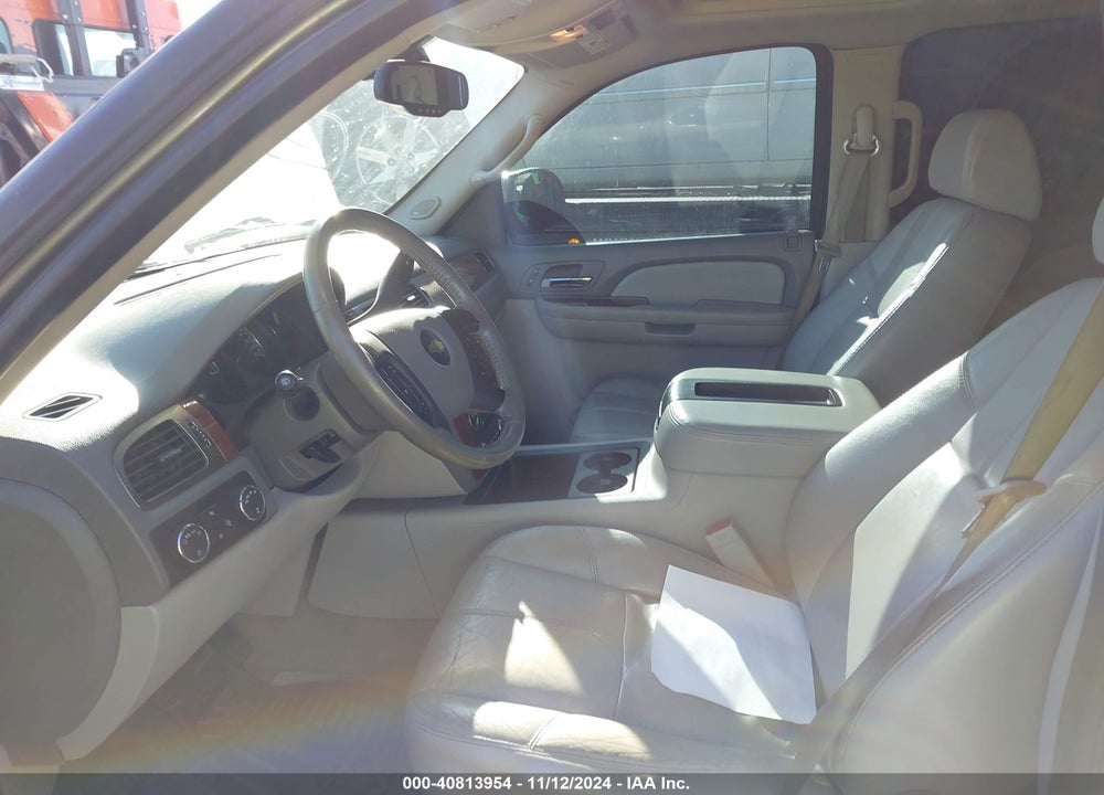 2007 CHEVROLET TAHOE LT VIN: 1GNFK13097J122423