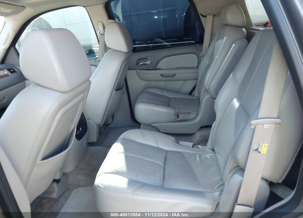 2007 CHEVROLET TAHOE LT VIN: 1GNFK13097J122423