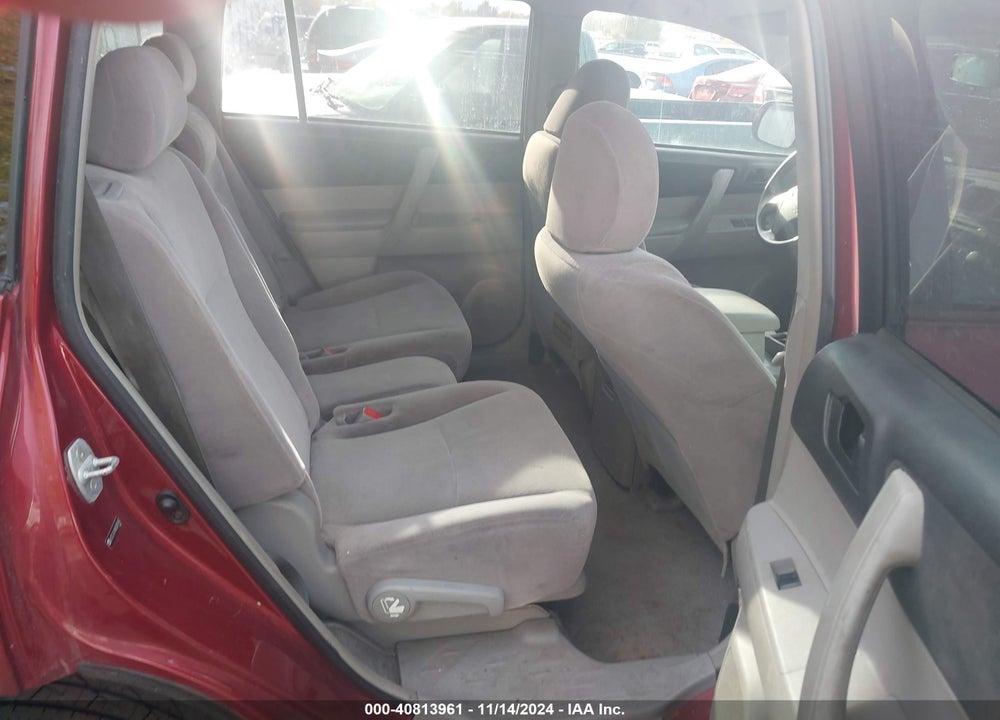 2008 TOYOTA HIGHLANDER VIN: JTEES41AX82081843