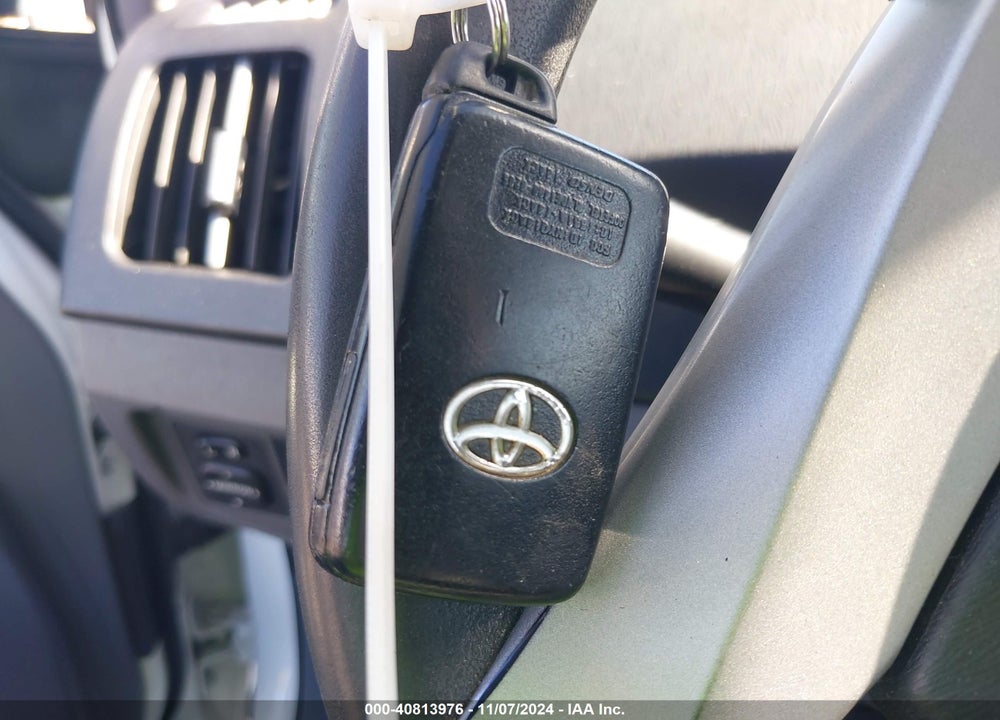2011 TOYOTA PRIUS TWO VIN: JTDKN3DU4B1472921