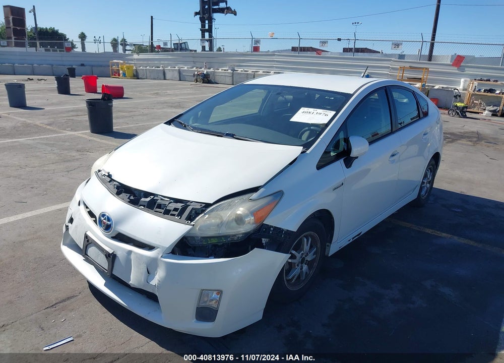 2011 TOYOTA PRIUS TWO VIN: JTDKN3DU4B1472921