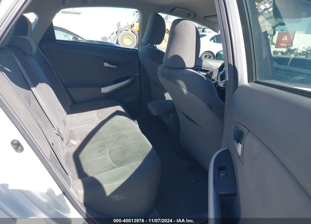 2011 TOYOTA PRIUS TWO VIN: JTDKN3DU4B1472921