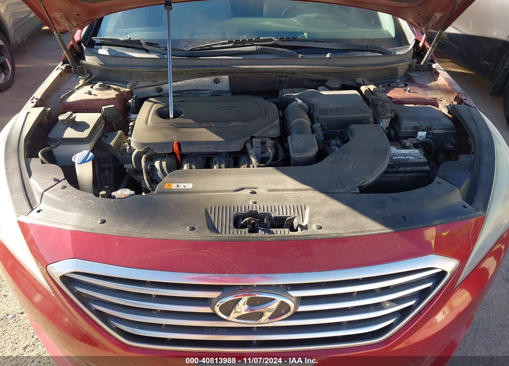 2015 HYUNDAI SONATA SE VIN: 5NPE24AF1FH194530