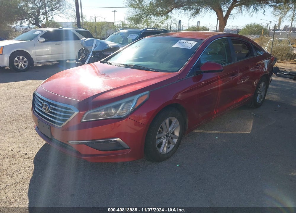 2015 HYUNDAI SONATA SE VIN: 5NPE24AF1FH194530