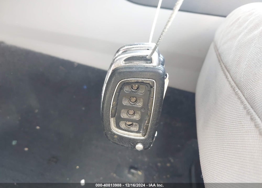 2015 HYUNDAI SONATA SE VIN: 5NPE24AF1FH194530