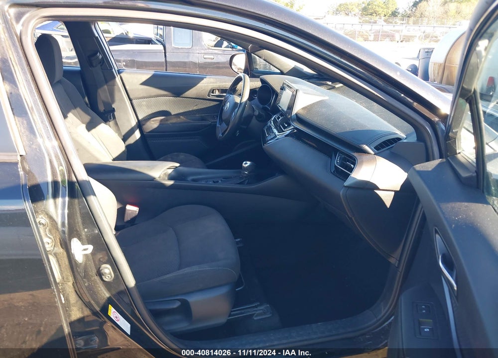 2018 TOYOTA C-HR XLE PREMIUM VIN: NMTKHMBX4JR025029